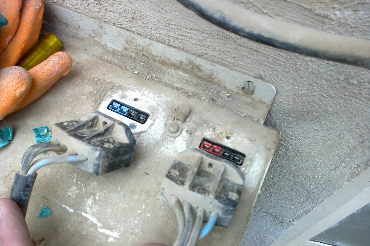 Voltage Stabilizer & Inverter Transformer Repair
